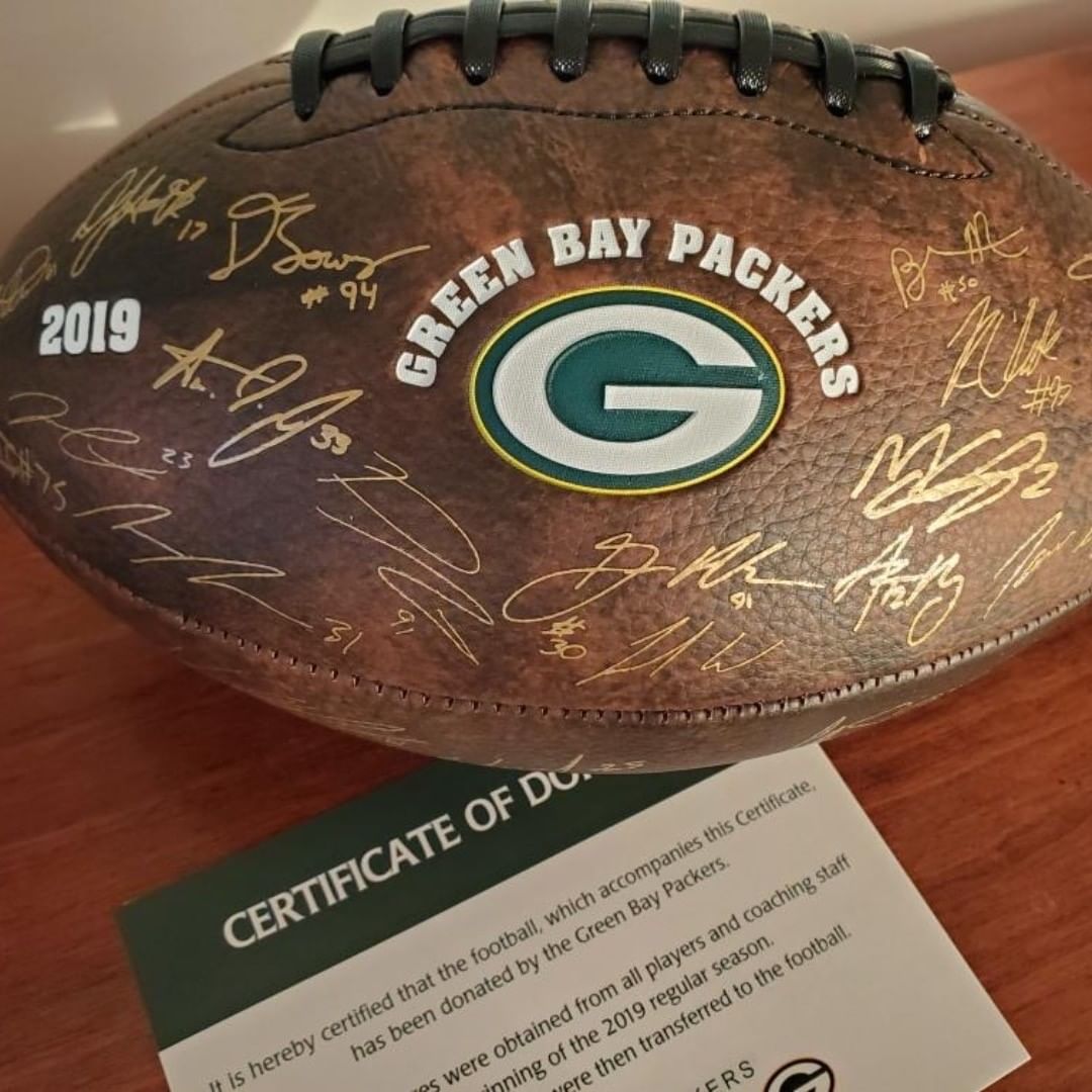 Packers or Vikings? According to Tails & Treasures online, the Packers are winning! No bids yet on the signed Garret Bradbury Vikings mini helmet. Check it out at https://www.32auctions.com/HSNEI
HSNEI's annual fundraiser is made successful thanks to our wonderful sponsors! Thanks to platinum sponsors: 
Bodensteiner Implement
Bruening Rock Products
Kerndt Brothers Bank
Cresco Union Savings Bank 
KAR Auto Group
Decorah Bank & Trust
Deco Products
Decorah Veterinary Clinic
Oneota Valley Family Eye Care 
Ziegler CAT