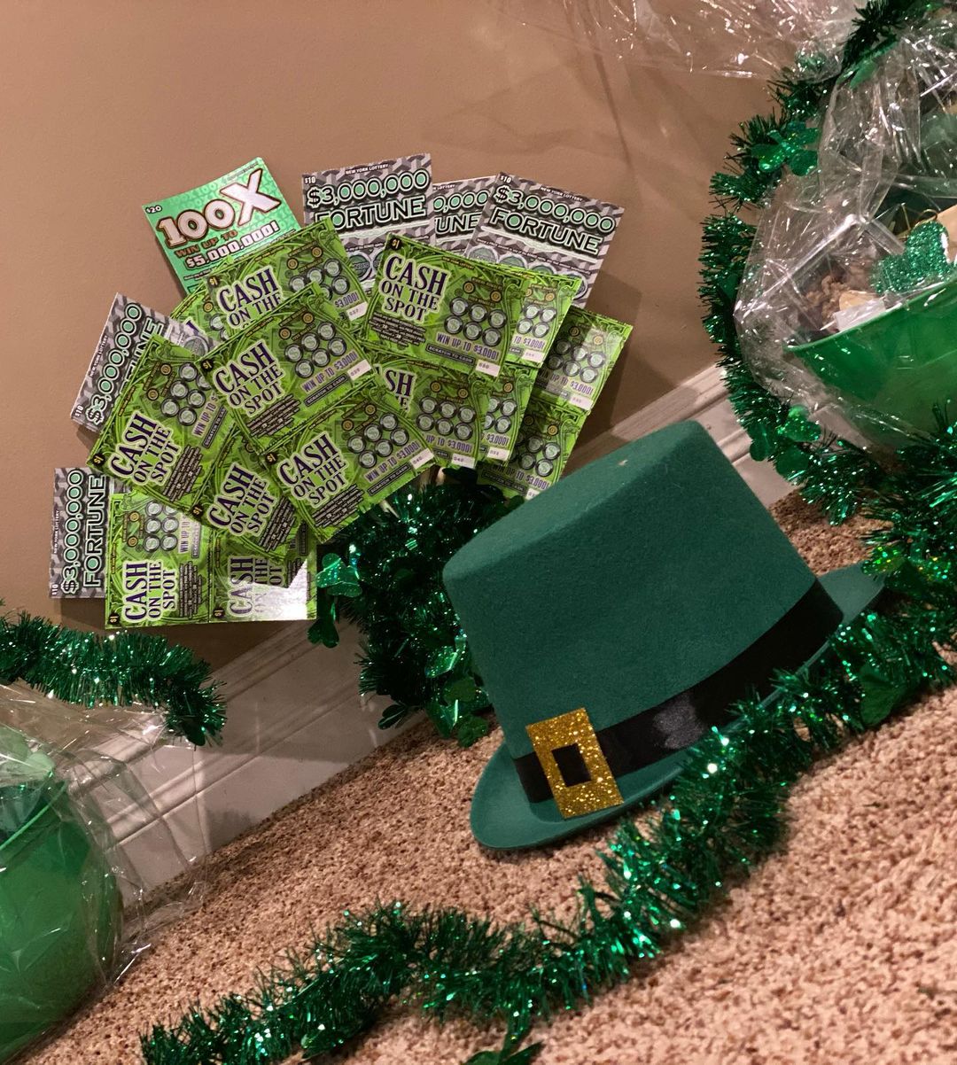☘️☘️☘️ Be Their Voice Rescue is raising money for the pups!!! ☘️☘️☘️ Each basket has a $75-$100 value. 

Raffle tickets are $20 and we will draw the winners on 3/17 (ST. PATRICKS DAY) we accept Venmo @BeTheir-Voice or Pay Pal @betheirvoicerescue

PLEASE SHARE ☘️🐾🐾☘️