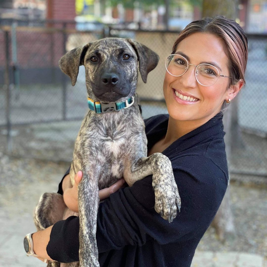 How cute is this pair? Lewie and his new mommy 😍

Please keep sharing our animals with your friends. We need adoptions to clear up space for new animals into our program!