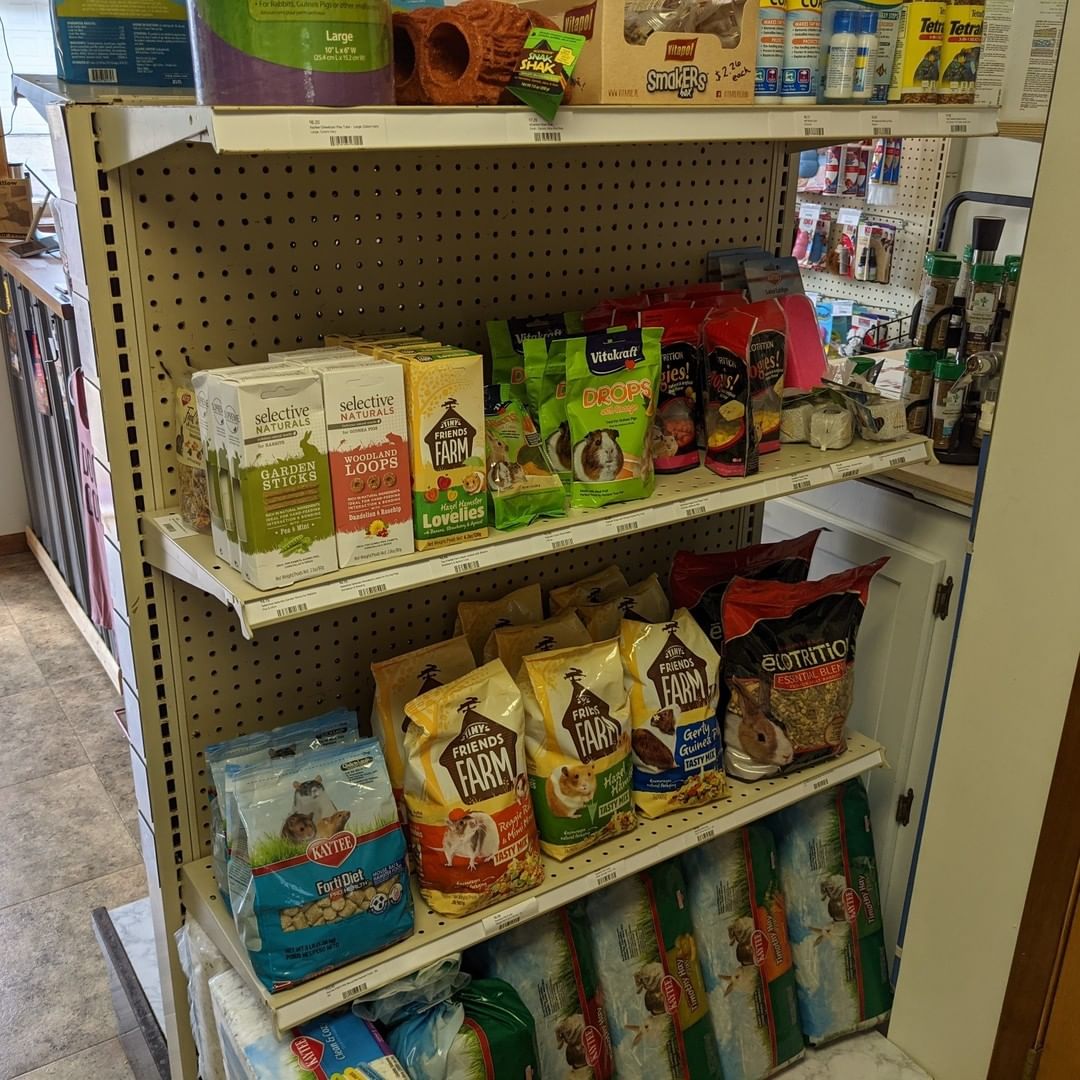 It's is official, A Pet's Tale is open! We have a variety of supplies for your cats, dogs and small critters needs. We even some apparel and coffee for your needs as well. Conveniently located on the river right off the trails at 612 First St.

For our grand opening today we have door prizes from; T n D crafts,  The R.E.S.T stop, Anytime Fitness &  The Coffee Nest 

In just over an hour we will have Aroi Thai Cuisine  setup just outside. Come have some great food, enjoy the community.

Don't see something you need? Let us know and we'll do our best to get it in stock.
