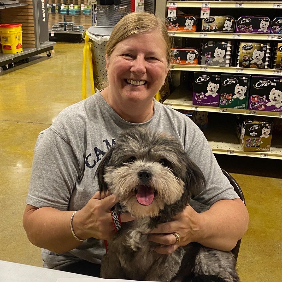 Congratulations to our deserving dogs and to their wonderful families for choosing adoption! 
❤️🐾🐾 <a target='_blank' href='https://www.instagram.com/explore/tags/luv4k9s/'>#luv4k9s</a> <a target='_blank' href='https://www.instagram.com/explore/tags/adoptdontshop/'>#adoptdontshop</a> <a target='_blank' href='https://www.instagram.com/explore/tags/welovedogs/'>#welovedogs</a>