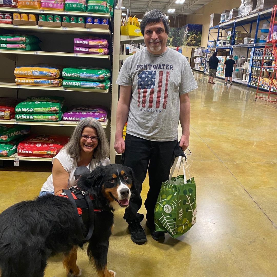 Congratulations to all of our dogs and wonderful families on their adoptions this month!
<a target='_blank' href='https://www.instagram.com/explore/tags/luv4k9s/'>#luv4k9s</a> <a target='_blank' href='https://www.instagram.com/explore/tags/adoptdontshop/'>#adoptdontshop</a> <a target='_blank' href='https://www.instagram.com/explore/tags/welovedogs/'>#welovedogs</a>