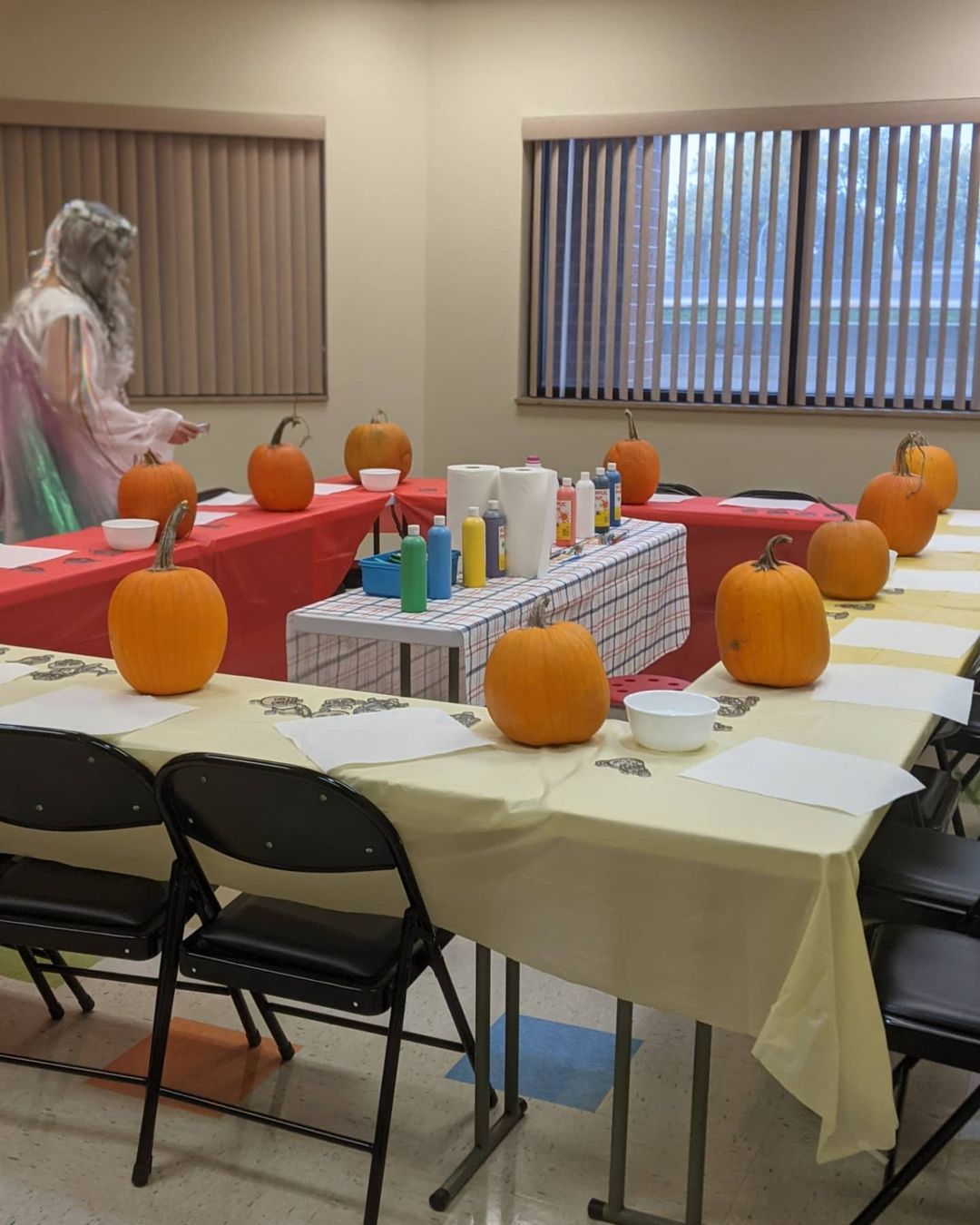 HAPPY HALLOWEEN FROM THE SIOUXLAND HUMANE SOCIETY! Today is our Halloween event down at our facility. There are snacks, punch, pumpkin painting for the kiddos, and a costume contest for humans AND your pets! We're gonna have loads of fun today and we would love to have you join. Bring the whole family down for some halloween festivities and maybe you'll even meet your new best friend while you're here. Come down and we'll show you a SPOOKY good time!

<a target='_blank' href='https://www.instagram.com/explore/tags/happyhalloween/'>#happyhalloween</a>
<a target='_blank' href='https://www.instagram.com/explore/tags/halloween2021/'>#halloween2021</a>
<a target='_blank' href='https://www.instagram.com/explore/tags/shelterlove/'>#shelterlove</a> 
<a target='_blank' href='https://www.instagram.com/explore/tags/spookyseason/'>#spookyseason</a>
<a target='_blank' href='https://www.instagram.com/explore/tags/monstermash/'>#monstermash</a>
<a target='_blank' href='https://www.instagram.com/explore/tags/creepycats/'>#creepycats</a>
<a target='_blank' href='https://www.instagram.com/explore/tags/dauntingdogs/'>#dauntingdogs</a>