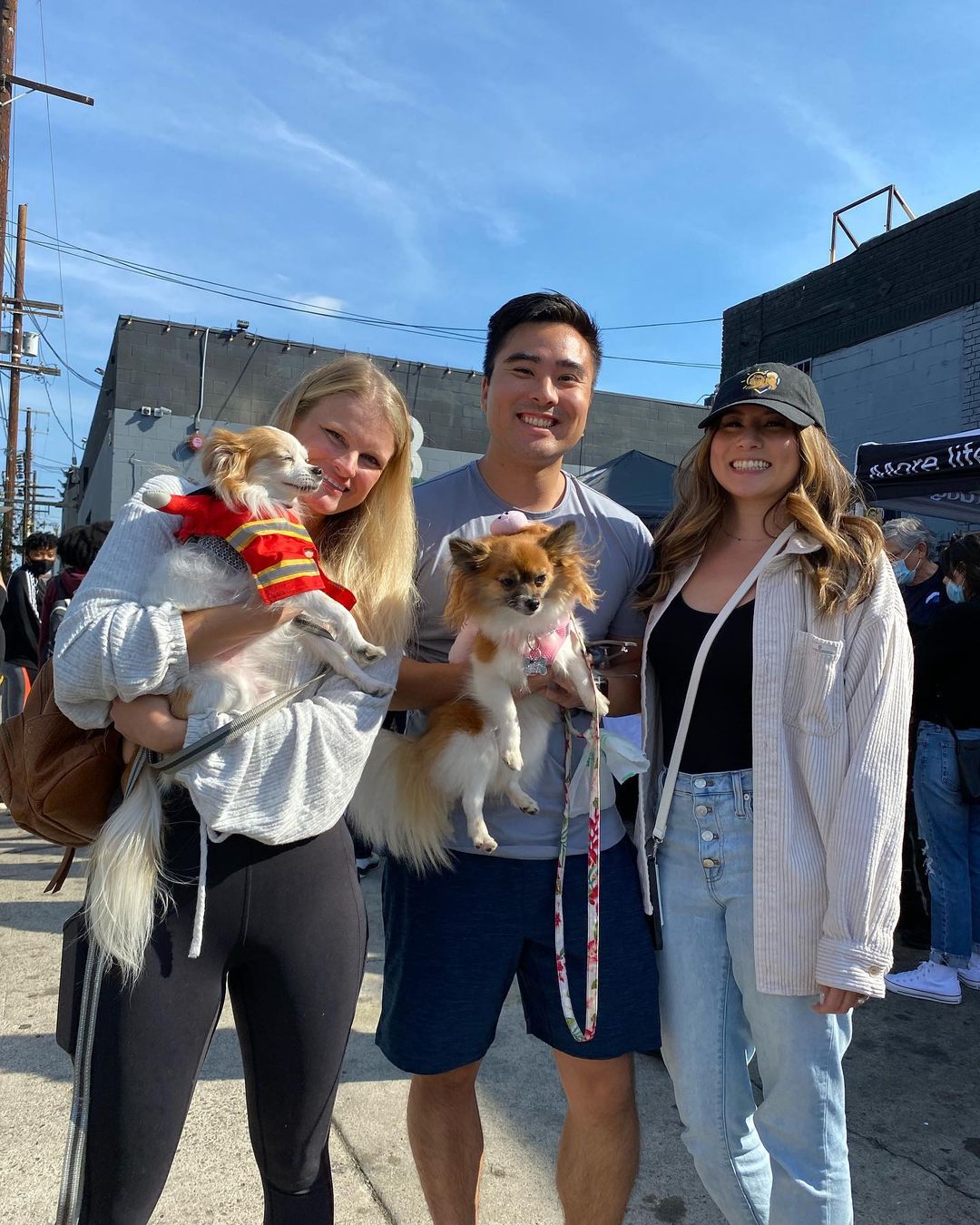 THANK you @boomtownbrewery for hosting our latest dog adoption event!! The costumes were spooky👻, the raffle contest was spine-chilling🎃, and the company was frightening🧟‍♀️ It was pawsitively lovely meeting every single one of you🤍 We cannot wait to do it all over again next month, so stay tuned for future adoption event updates!! In the meantime, check out these amazing pics of our volunteers and doggy guests🐶⚡️