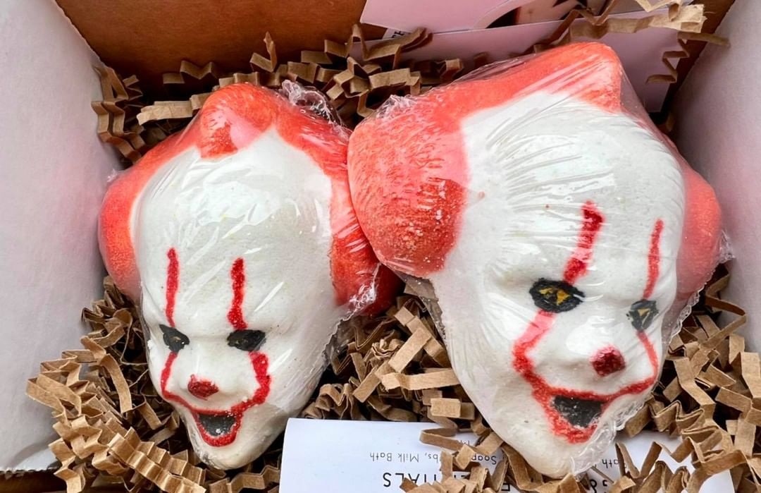 Thank You @G & E Spa Essentials!! These are some pretty bad ass bath bombs that I requested for a special gift basket.  Pennywise will bleed red when activated!  Jessi and the rest of the McLean family are local and create some pretty awesome bath bombs, lotions, shower stuff, scrubs, and more! <a target='_blank' href='https://www.instagram.com/explore/tags/ShopLocal/'>#ShopLocal</a>

https://gandespaessentials.com/