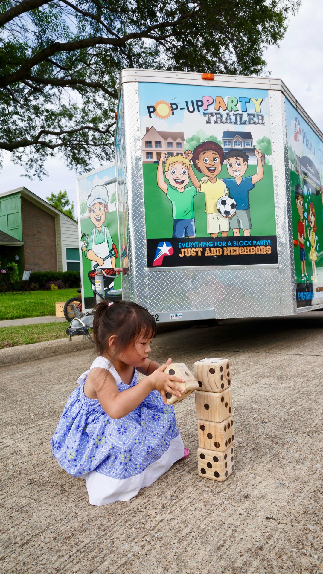 DYK your neighborhood can check out a Pop-Up Party Trailer?

This trailer provides you everything you need for your next neighborhood block party! 🥳