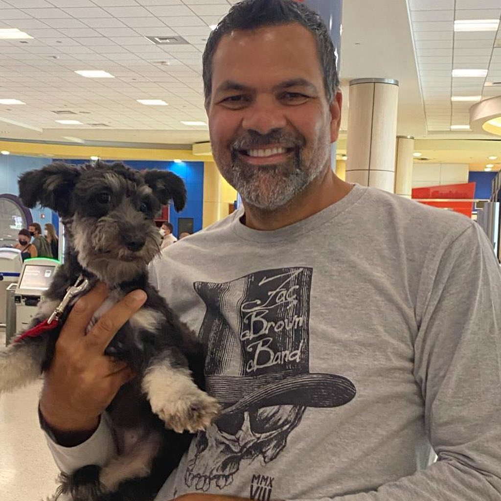 We'd like to thank Denise and her husband John for being our Flight Angels yesterday.  On their already scheduled flight to Newark,  they volunteered to bring two of our doggies with them in cabin. Bitsy and Taffy remained sweet and well behaved the entire time and their new parents were thrilled to meet them!
•
•
•
<a target='_blank' href='https://www.instagram.com/explore/tags/adoptdontshop/'>#adoptdontshop</a> <a target='_blank' href='https://www.instagram.com/explore/tags/adoption/'>#adoption</a> <a target='_blank' href='https://www.instagram.com/explore/tags/adopted/'>#adopted</a> <a target='_blank' href='https://www.instagram.com/explore/tags/dog/'>#dog</a> <a target='_blank' href='https://www.instagram.com/explore/tags/dogloversofinstagram/'>#dogloversofinstagram</a> <a target='_blank' href='https://www.instagram.com/explore/tags/fureverhome/'>#fureverhome</a> <a target='_blank' href='https://www.instagram.com/explore/tags/rescuedogsofinstagram/'>#rescuedogsofinstagram</a> <a target='_blank' href='https://www.instagram.com/explore/tags/rescuedismyfavoritebreed/'>#rescuedismyfavoritebreed</a> <a target='_blank' href='https://www.instagram.com/explore/tags/strayfromtheheart/'>#strayfromtheheart</a>