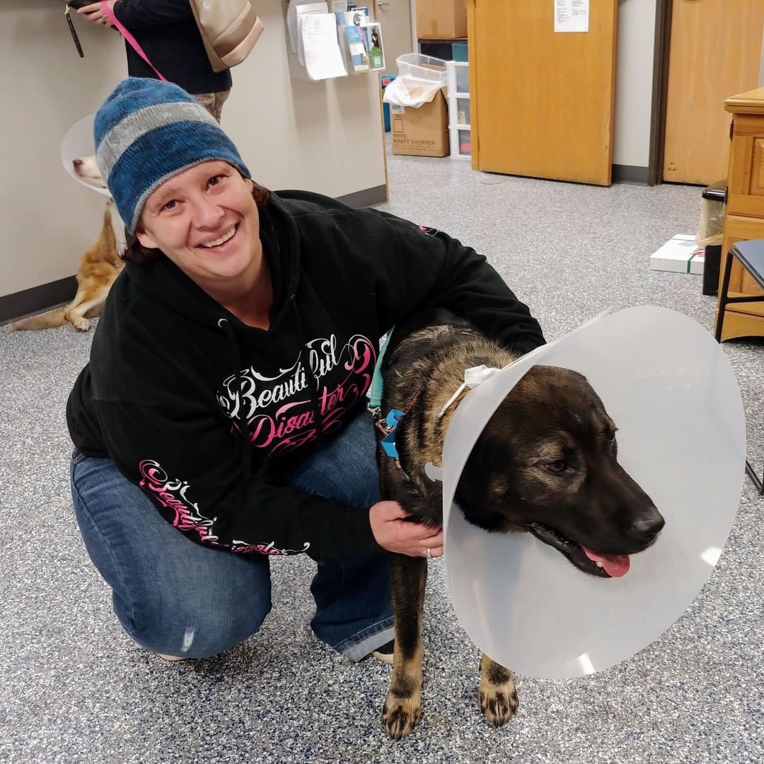 Our Pet Fixers clinics are done for 2021. We plan to resume clinics in April. Thank you to everyone who helped make this program possible. This year, we spayed/neutered 742 animals, gave 577 vaccinations, inserted 146 microchips, applied 99 flea/tick treatments, and gave 42 dewormers!