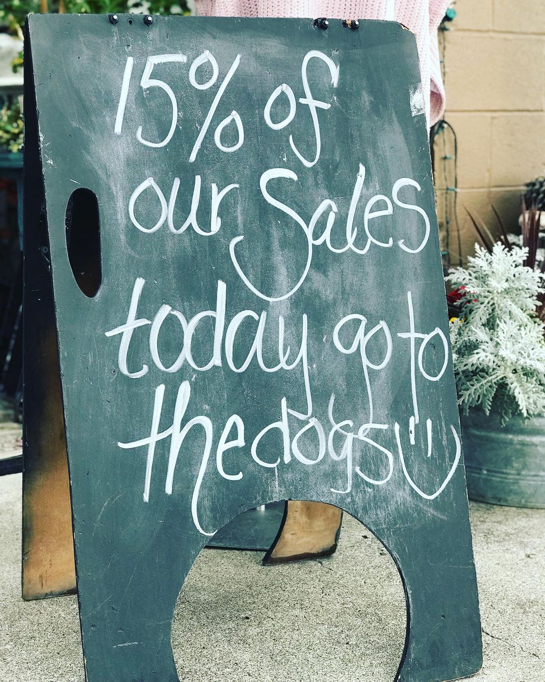 Shop 'n Sip today and tomorrow 11-5 at @541_trends! Cocktails tomorrow, Saturday hand shaken by @harryssocialclub from 2-5. 15% of sales donated to The Rawley Project! Lots of super cute gifts! <a target='_blank' href='https://www.instagram.com/explore/tags/bendshopping/'>#bendshopping</a> <a target='_blank' href='https://www.instagram.com/explore/tags/forthedogs/'>#forthedogs</a> <a target='_blank' href='https://www.instagram.com/explore/tags/shoplocal/'>#shoplocal</a> <a target='_blank' href='https://www.instagram.com/explore/tags/shoplocalbend/'>#shoplocalbend</a> <a target='_blank' href='https://www.instagram.com/explore/tags/bendcommunity/'>#bendcommunity</a> <a target='_blank' href='https://www.instagram.com/explore/tags/inbend/'>#inbend</a> <a target='_blank' href='https://www.instagram.com/explore/tags/inbendoregon/'>#inbendoregon</a> <a target='_blank' href='https://www.instagram.com/explore/tags/bendoregon/'>#bendoregon</a> <a target='_blank' href='https://www.instagram.com/explore/tags/bendoregonevents/'>#bendoregonevents</a> <a target='_blank' href='https://www.instagram.com/explore/tags/bendlife/'>#bendlife</a> <a target='_blank' href='https://www.instagram.com/explore/tags/bendmagazine/'>#bendmagazine</a> <a target='_blank' href='https://www.instagram.com/explore/tags/centraloregonlife/'>#centraloregonlife</a>