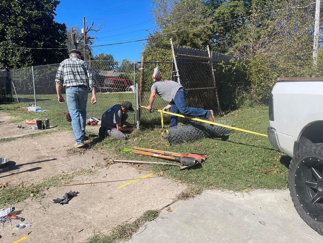 Woo hoo! Brella is unchained! Thank you to our amazing @unchainok volunteers who knocked out this fencing project in just one day, so Brella would not have to be chained/tethered 24/7 in her yard! We appreciate all of their hard work and dedication to improving the lives of chained dogs in our community. 

Thank you to everyone who donated to the supplies for this project. Brella is a happy girl who now has so much room to run and play in a safe yard. 

<a target='_blank' href='https://www.instagram.com/explore/tags/StopThePain/'>#StopThePain</a> <a target='_blank' href='https://www.instagram.com/explore/tags/BreakTheChain/'>#BreakTheChain</a> <a target='_blank' href='https://www.instagram.com/explore/tags/unchained/'>#unchained</a> <a target='_blank' href='https://www.instagram.com/explore/tags/tulsa/'>#tulsa</a> <a target='_blank' href='https://www.instagram.com/explore/tags/tulsaoklahoma/'>#tulsaoklahoma</a> <a target='_blank' href='https://www.instagram.com/explore/tags/tulsaok/'>#tulsaok</a> <a target='_blank' href='https://www.instagram.com/explore/tags/tulsapets/'>#tulsapets</a>