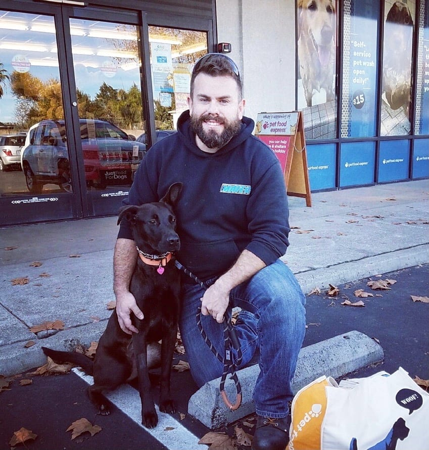 🇺🇲 Thank you to all the veterans who have served our country. We appreciate you. 

We want to give a special thanks to Brian who adopted Dakota from us and used to train dogs and use them to patrol in Afghanistan while he served in the Marines. She really hit the doggy jackpot!