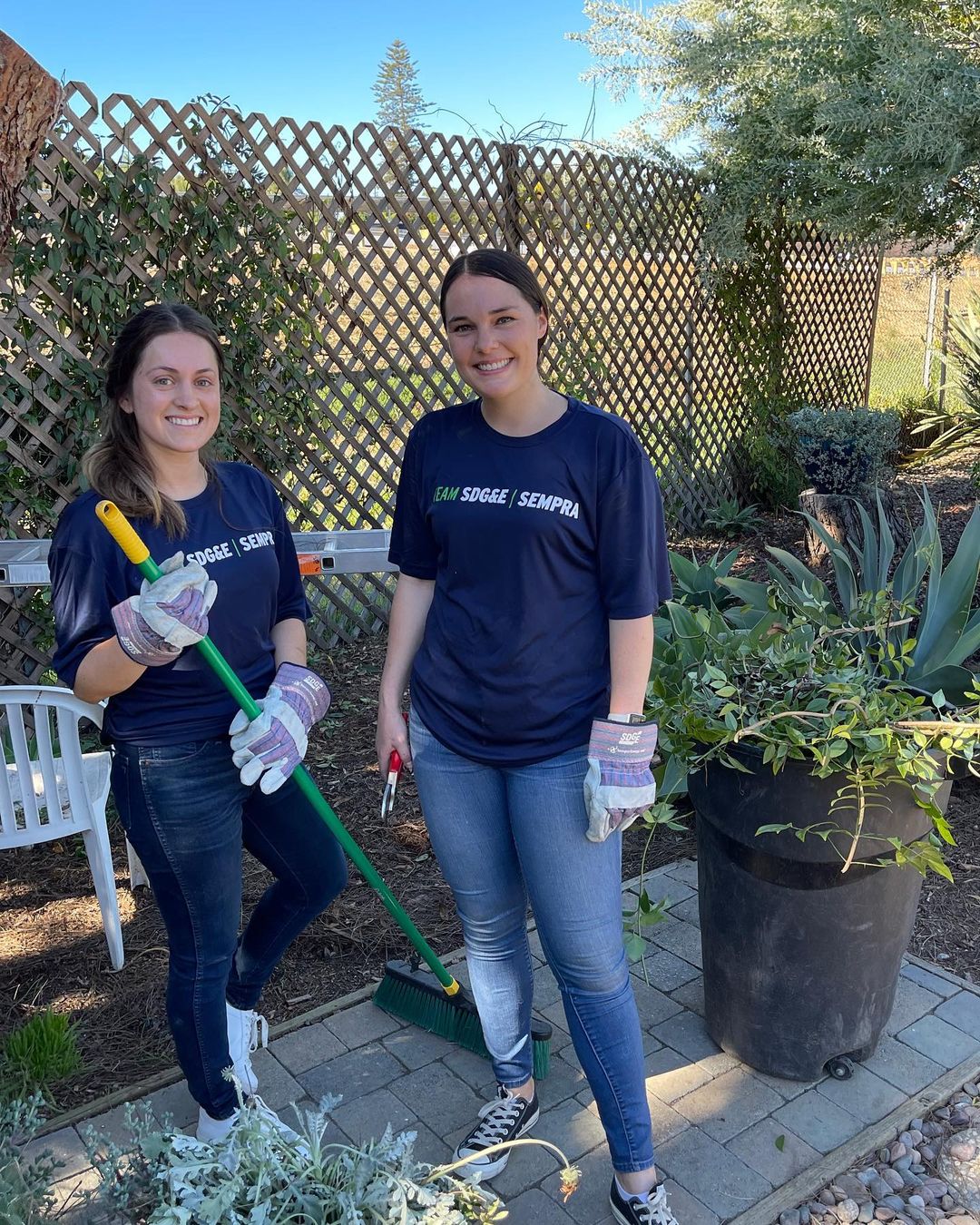 Thank you to the amazing volunteer crew from  @sdge ❤️🐾 You made the shelter look great! Your hard work is so appreciated 😊👏. 

<a target='_blank' href='https://www.instagram.com/explore/tags/communityminded/'>#communityminded</a> <a target='_blank' href='https://www.instagram.com/explore/tags/grateful/'>#grateful</a> <a target='_blank' href='https://www.instagram.com/explore/tags/thankyou/'>#thankyou</a> 

<a target='_blank' href='https://www.instagram.com/explore/tags/SDGivE/'>#SDGivE</a>