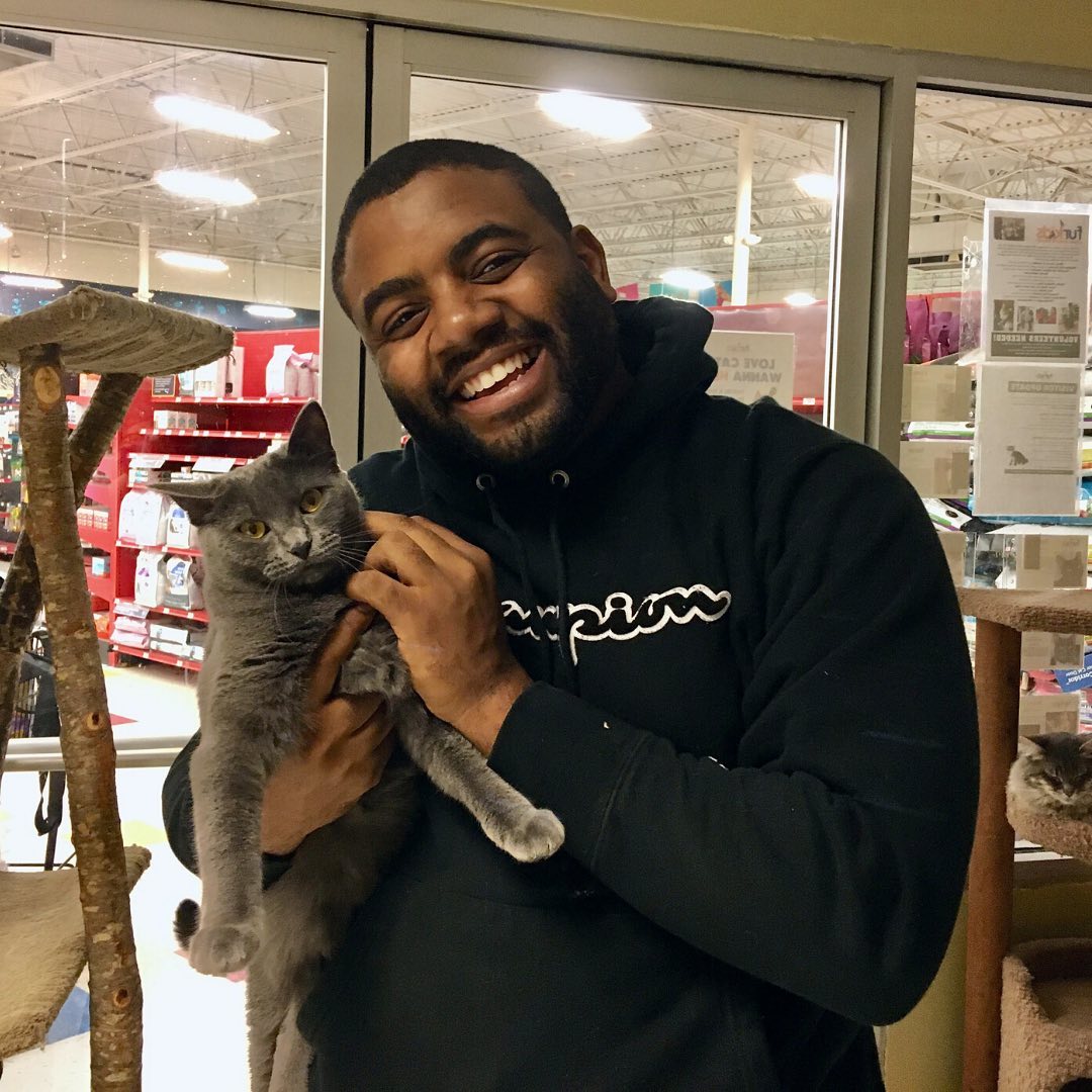 Our November adoptees are heading home in style for the paw-lidays!😻 Here's to fur-ever for these furkids!🧡 <a target='_blank' href='https://www.instagram.com/explore/tags/furkids/'>#furkids</a> <a target='_blank' href='https://www.instagram.com/explore/tags/adoptdontshop/'>#adoptdontshop</a>