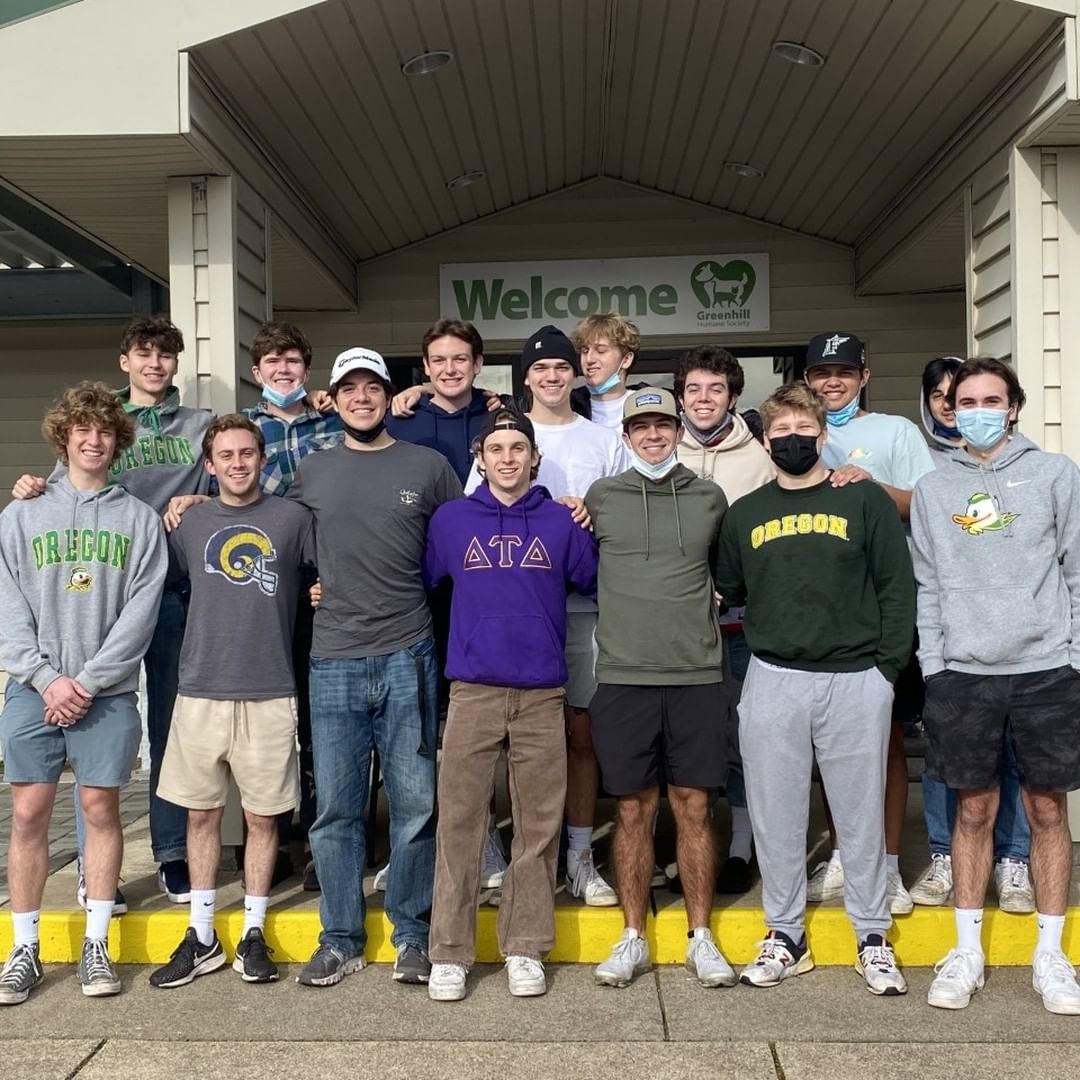 We wanted to send a special thank you to the 15 members of Delta Tau Delta at the University of Oregon who volunteered their time to help us prepare the shelter for winter! They worked hard by cleaning, organizing & moving supplies for us! They helped us immensely and we are so grateful! Thank you @oregon.delts!