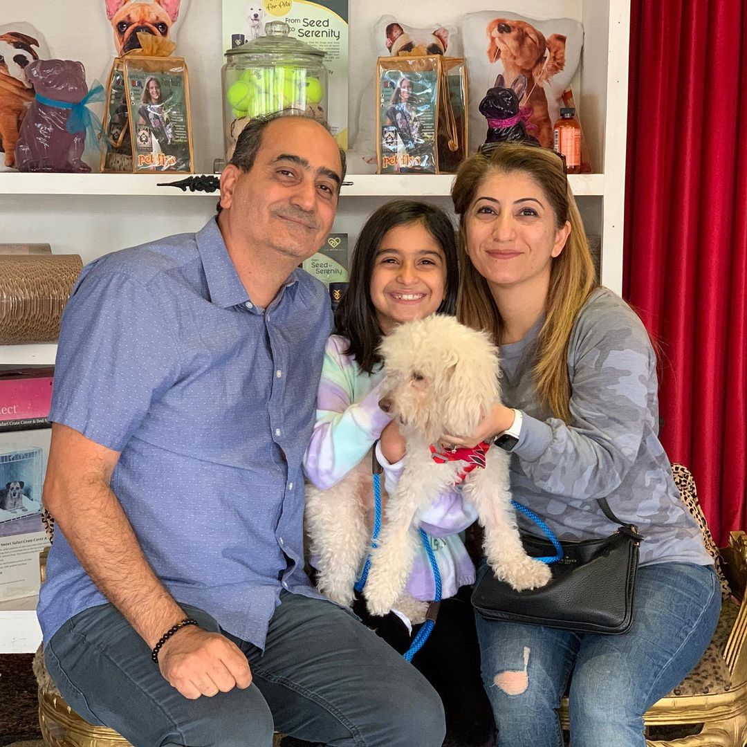 Happy family. ❤️

Timmy got adopted today!

<a target='_blank' href='https://www.instagram.com/explore/tags/adopted/'>#adopted</a> <a target='_blank' href='https://www.instagram.com/explore/tags/adoptdontshop/'>#adoptdontshop</a> <a target='_blank' href='https://www.instagram.com/explore/tags/timmy/'>#timmy</a>