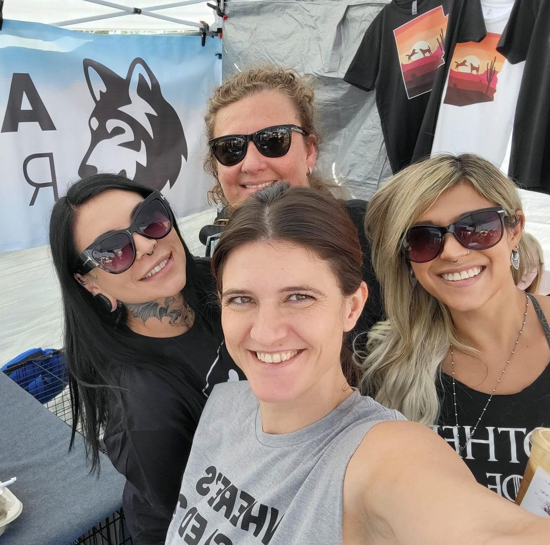 We had such a great time on the first day of @thedayofthedog Scottsdale yesterday! We are here again today and would love to see you!! Come meet Liara (formerly Caroline), Steele (saved from the e-list this week!!!), Moe, Nala, Monty and Nixmo!