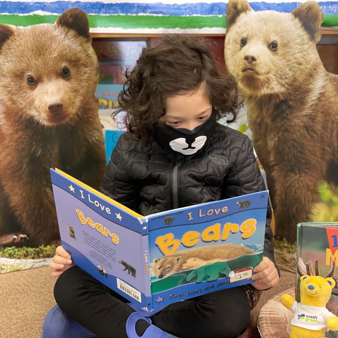 Let’s give @brownbearcarwash and Spruce Elementary a HUGE shout out for teaming up again on <a target='_blank' href='https://www.instagram.com/explore/tags/GivingTuesday/'>#GivingTuesday</a> to help the animals at PAWS! Brown Bear Car Wash is pledging a “Books for Bears” donation match if students can “drop everything and read” on 11/29 and 11/30. Each book they read will unlock $1 for the five orphaned bears currently in care at PAWS – up to $2,000! We’d like to thank both Brown Bear Car Wash and these dedicated students for their support. 

You can help with your own gift on <a target='_blank' href='https://www.instagram.com/explore/tags/GivingTuesday/'>#GivingTuesday</a> at paws.org/givingtuesday (link in bio) – thank you for your help!