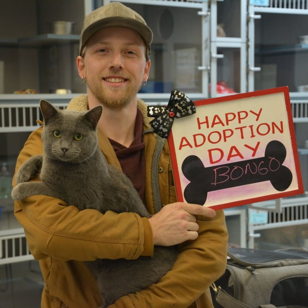 Adoption photo day is one of our favorites to share! 😍 Join us in congratulating all the happy families who adopted over the holiday weekend.